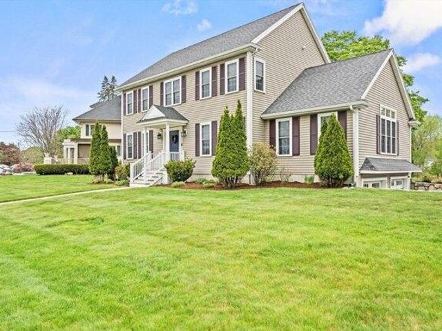 House for sale in Woburn, Massachusetts