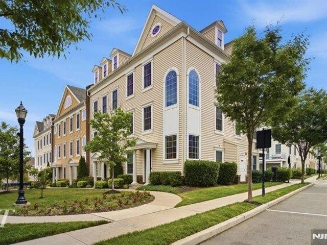 House for sale in Wood Ridge, New Jersey