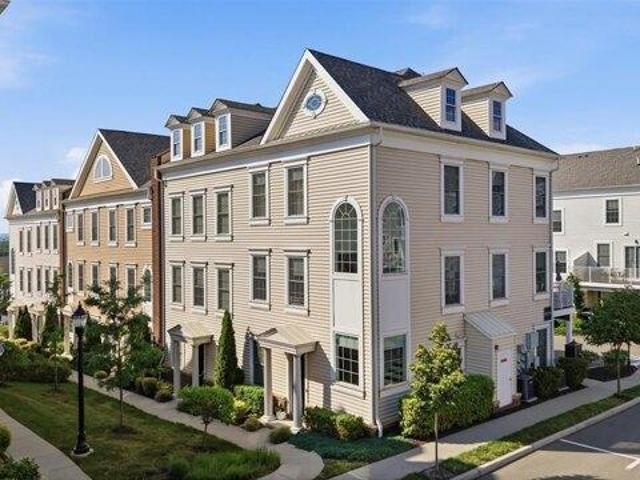 House for sale in Wood Ridge, New Jersey