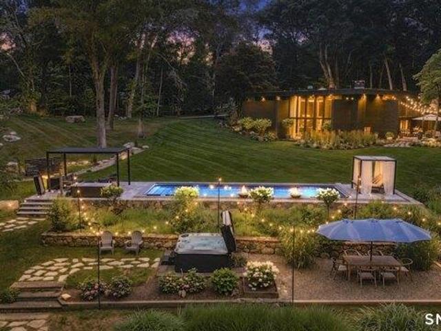 House for sale in Woodbridge, Connecticut