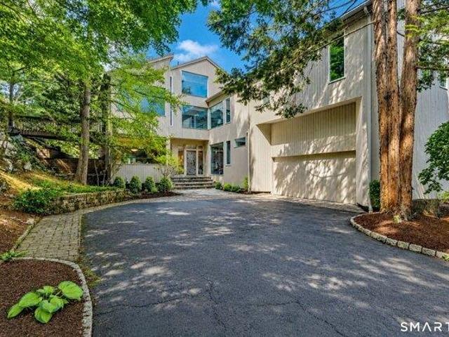 House for sale in Woodbridge, Connecticut