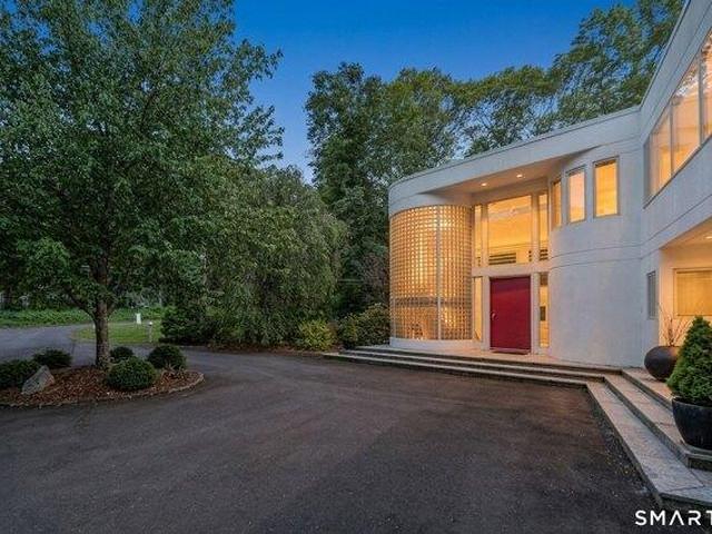 House for sale in Woodbridge, South Central Connecticut Planning Region
