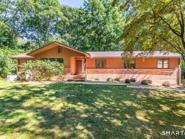 House for sale in Woodbridge, South Central Connecticut Planning Region