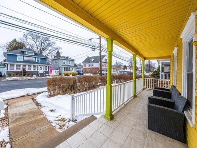 House for sale in Avenel, New Jersey