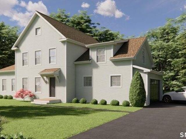 House for sale in Woodbury, Connecticut