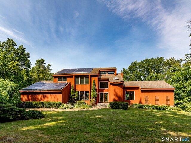 House for sale in Woodbury, Connecticut