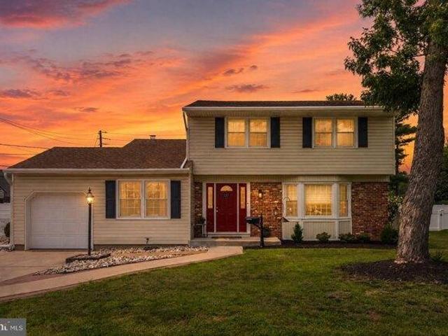House for sale in Woodbury Heights, New Jersey
