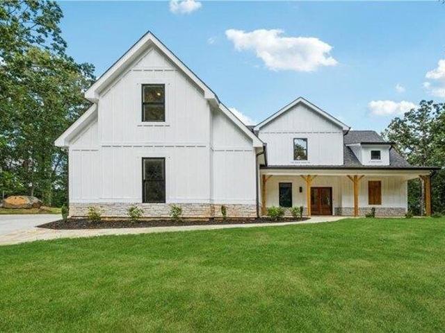 House for sale in Woodstock, Georgia