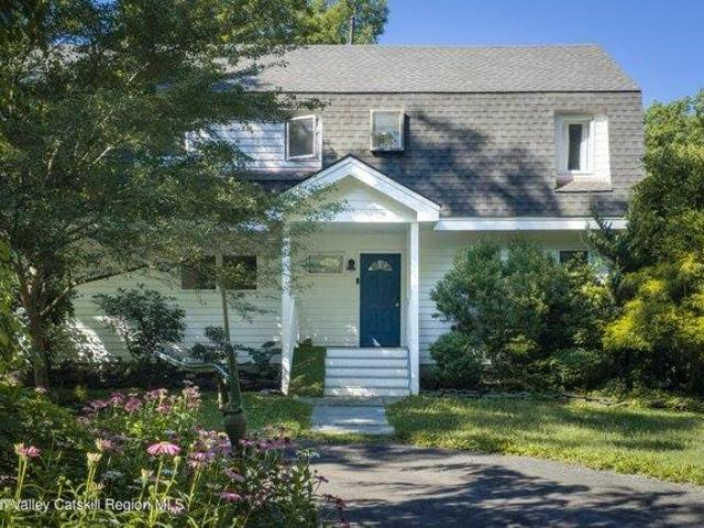 House for sale in Bearsville, New York