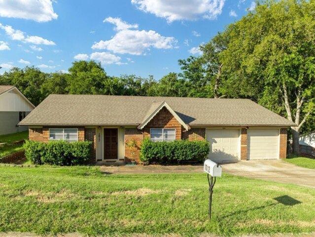House for sale in Woodway, Texas