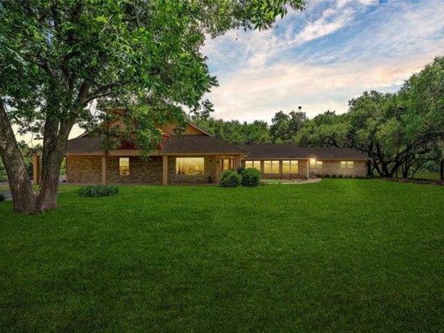 House for sale in Woodway, Texas