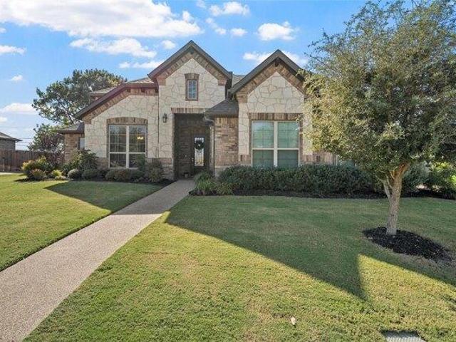 House for sale in Woodway, Texas