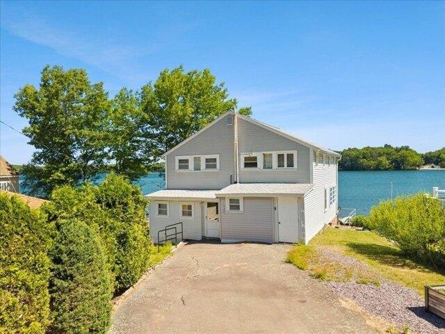 House for sale in Wrentham, Massachusetts
