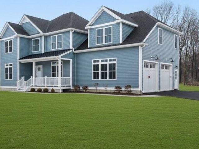 House for sale in Wrentham, Massachusetts