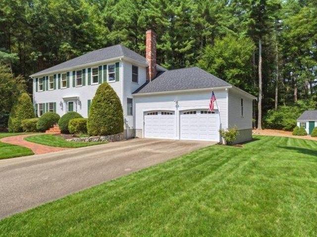 House for sale in Wrentham, Norfolk County