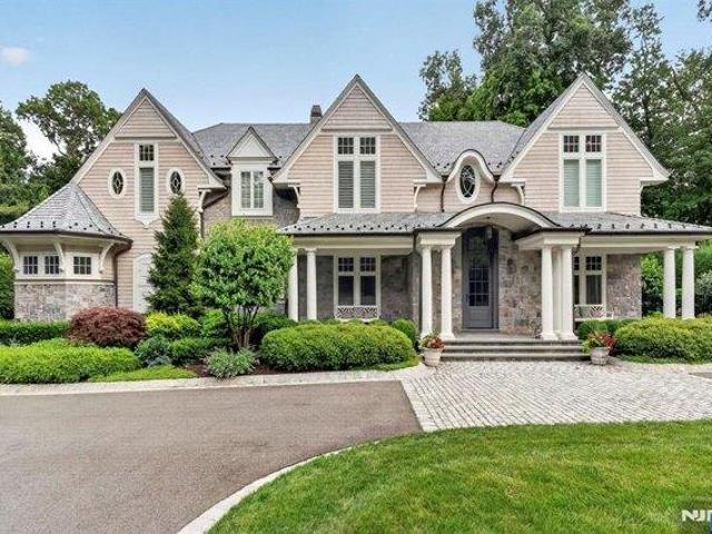House for sale in Wyckoff, New Jersey