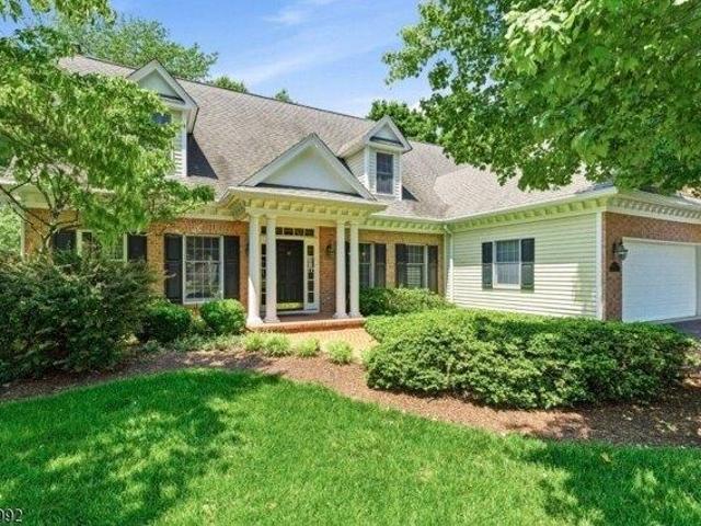 House for sale in Wyckoff, New Jersey