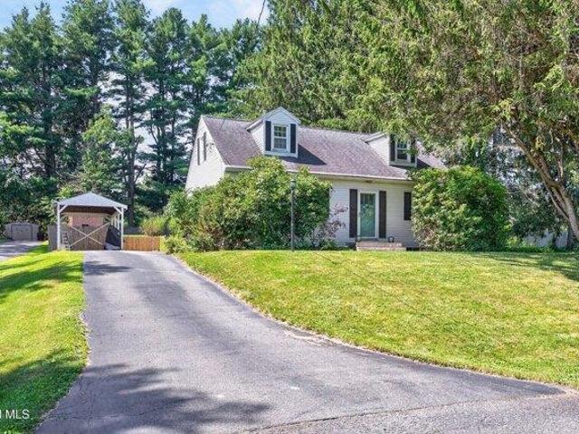 House for sale in Wynantskill, New York
