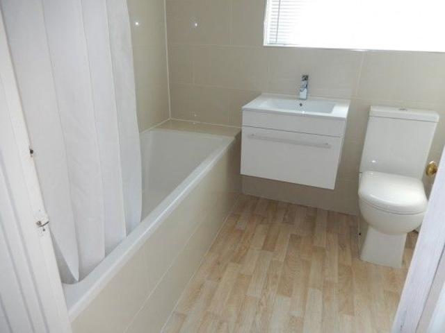 Room for rent in Avenues, Hull