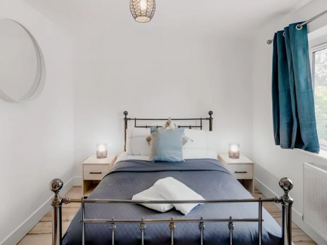 Apartment for rent in Eaton Rise, East Bank