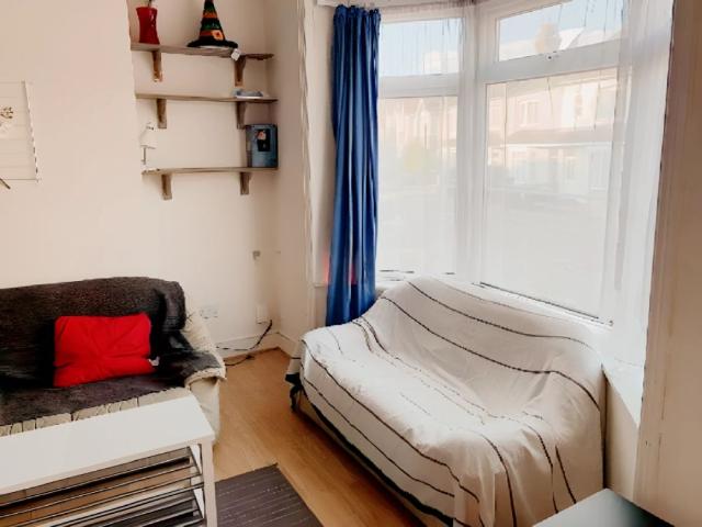 Room for rent in Hampton Park, City Of Southampton
