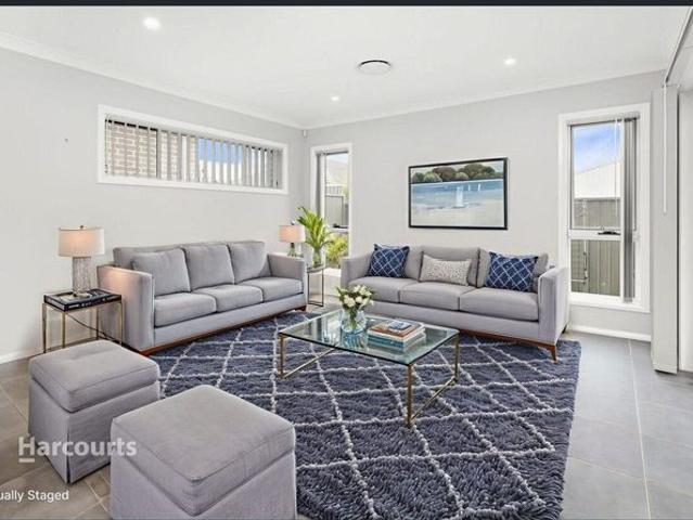House for rent in Fettler Street, Shellharbour City Council