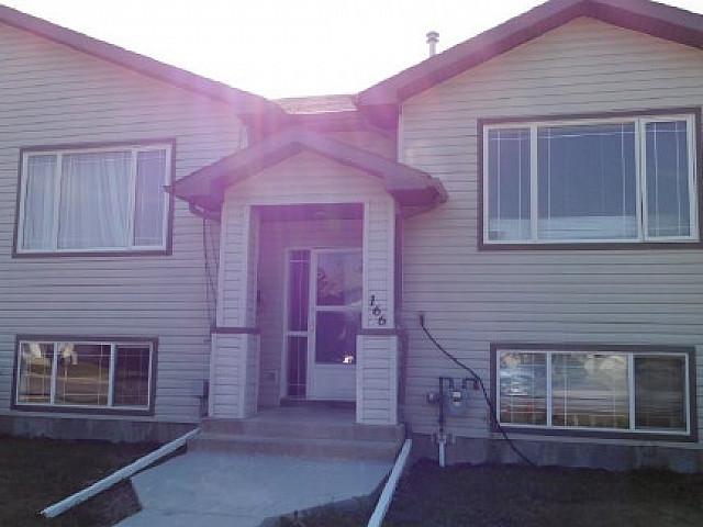 Townhouse for rent in Vulcan, Alberta