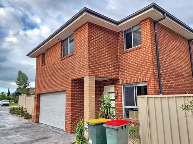 House for rent in Kellyville Ridge, Sydney