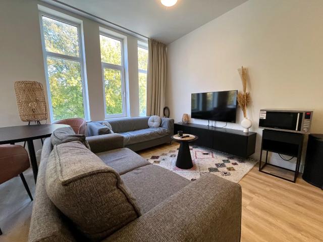 Appartement te huur in Bloemhof, Rotterdam