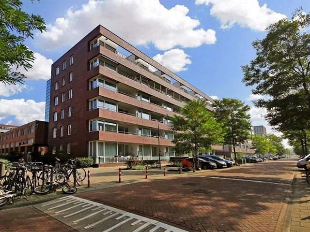 Appartement te huur in Sloten, Amsterdam