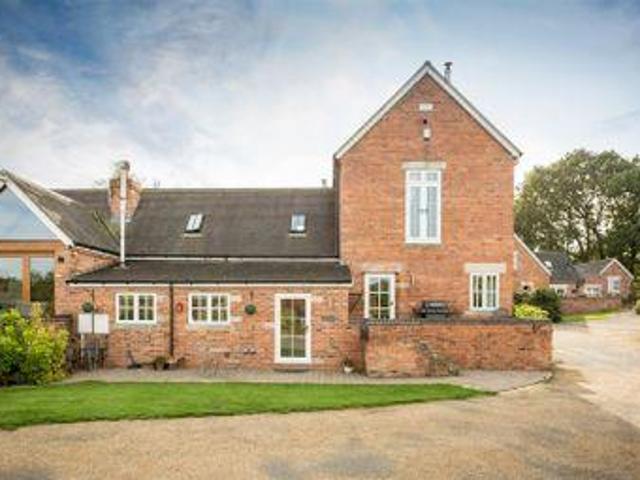 House for sale in Caldermill, East Midlands