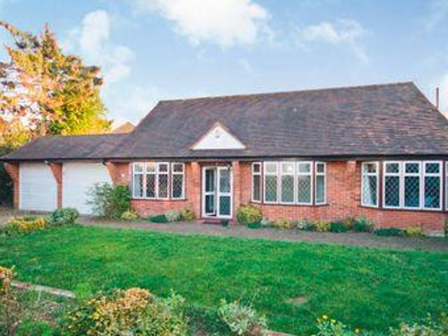 House for sale in Batchworth, Hertfordshire