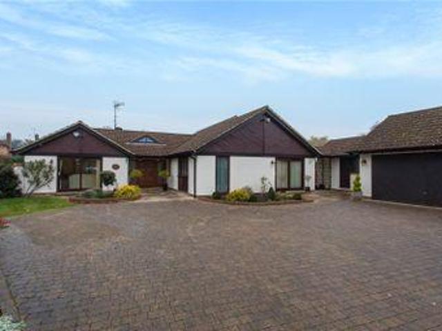 House for sale in Beaconsfield, Penn Bottom