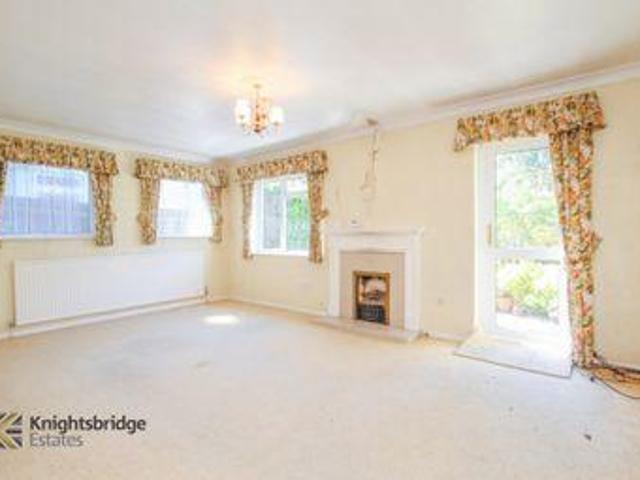 House for sale in Navestock Side