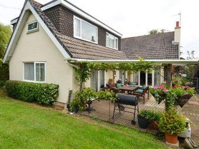 House for sale in West Midlands