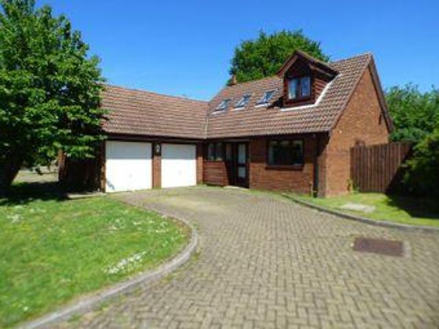 House for sale in Pachesham Park, Surrey