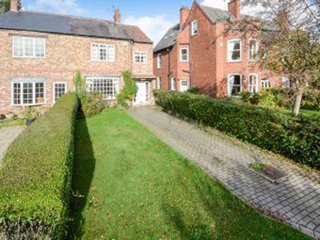 House for sale in High Field, York
