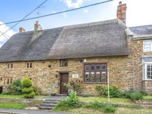 House for sale in Evershot, Oxfordshire