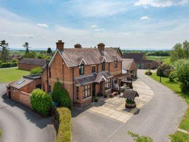 House for sale in Tewkesbury, Gloucestershire