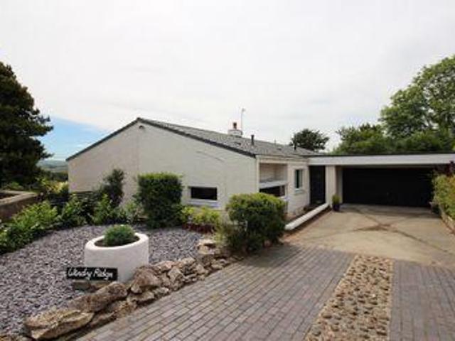 House for sale in Strathaven, Scotland