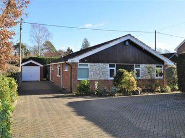House for sale in Farnham, Waverley