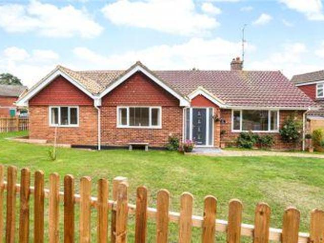 House for sale in Fleet, Hart
