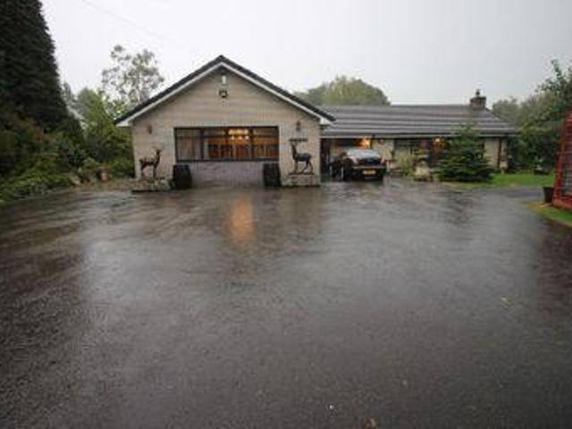 House for sale in Kingsley Moor, Staffordshire