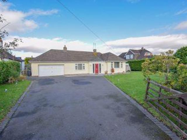 House for sale in Rossmore, Cheshire