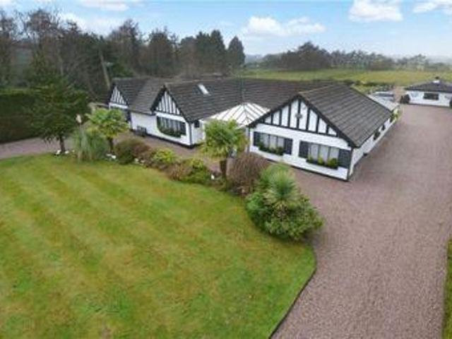 House for sale in West Vale, Cheshire