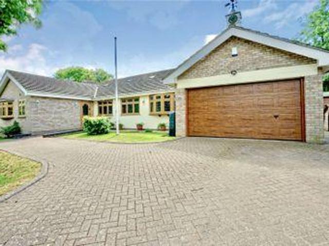 House for sale in Bedford