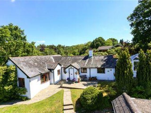 House for sale in Fole, Surrey