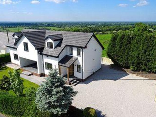 House for sale in Stoke-on-Trent
