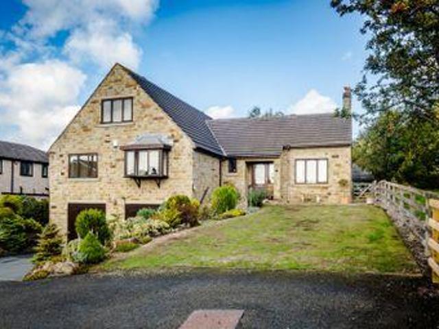 House for sale in Mirfield, West Yorkshire