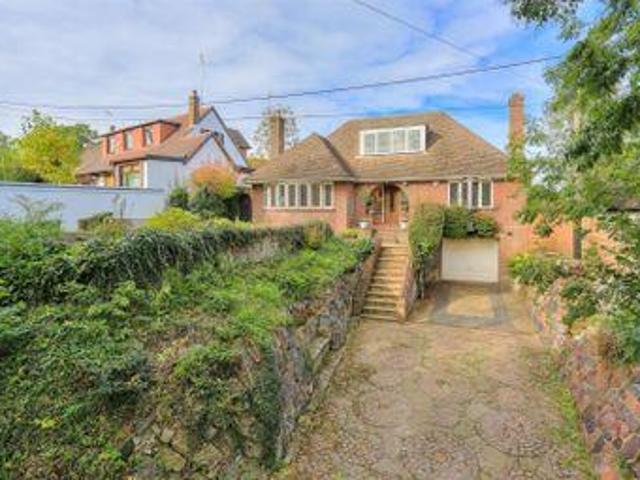 House for sale in Pouchen End, Hertfordshire